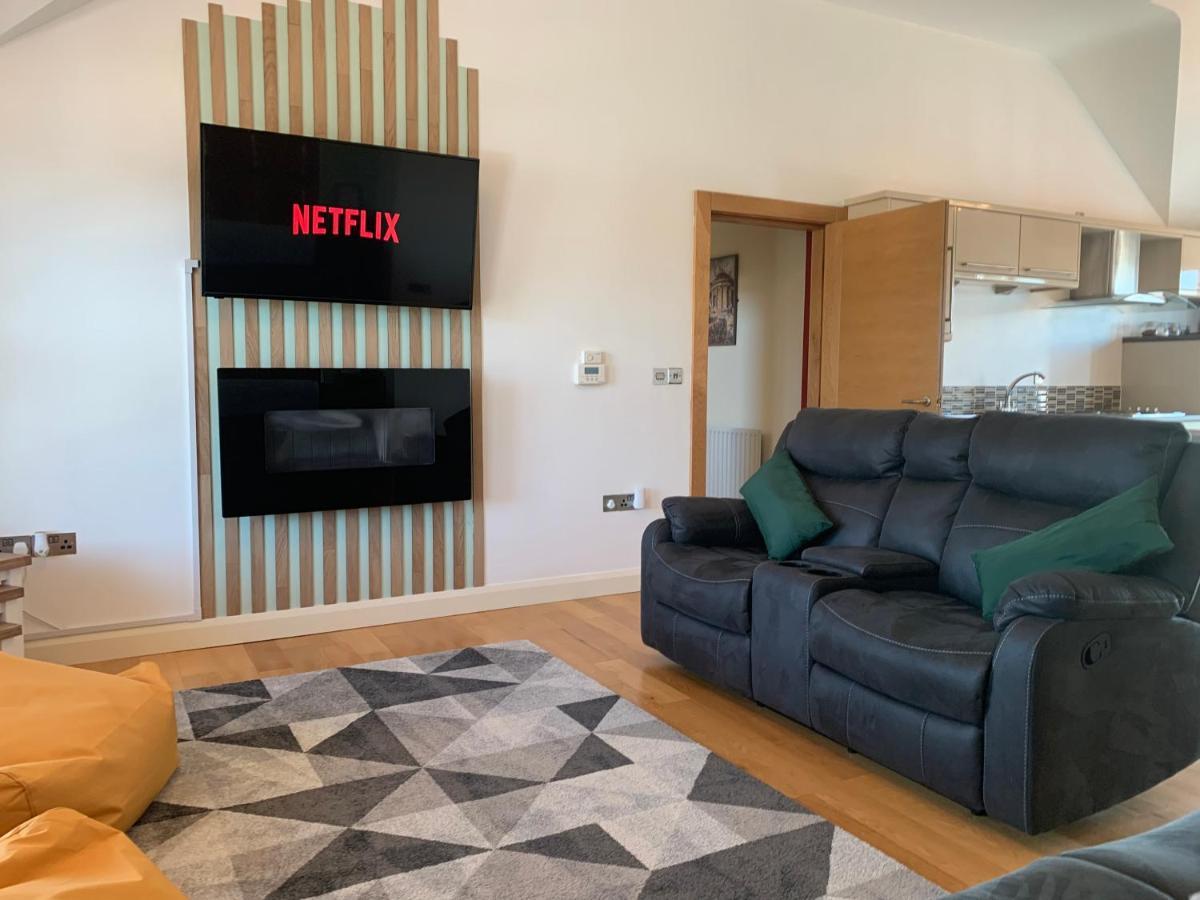 Orchard Oasis, Luxury Penthouse Getaway Lejlighed Coleraine Eksteriør billede